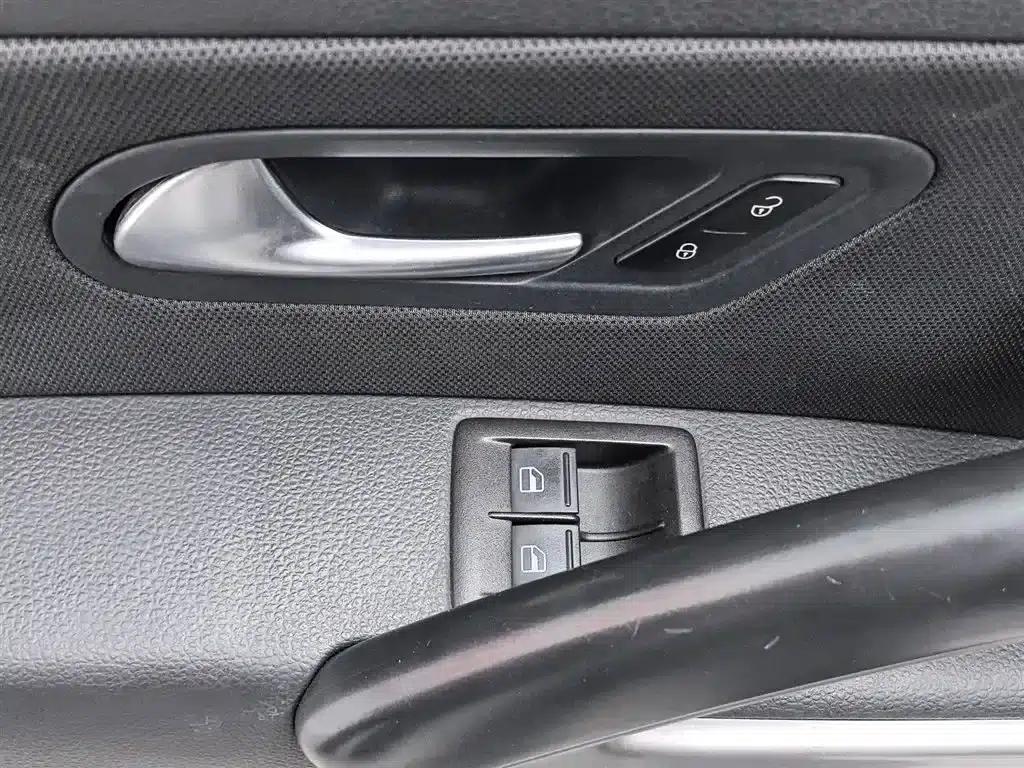 Scirocco 2011 1.4TSI Single-Turbocharged Fashion Edition — миниатюра 9