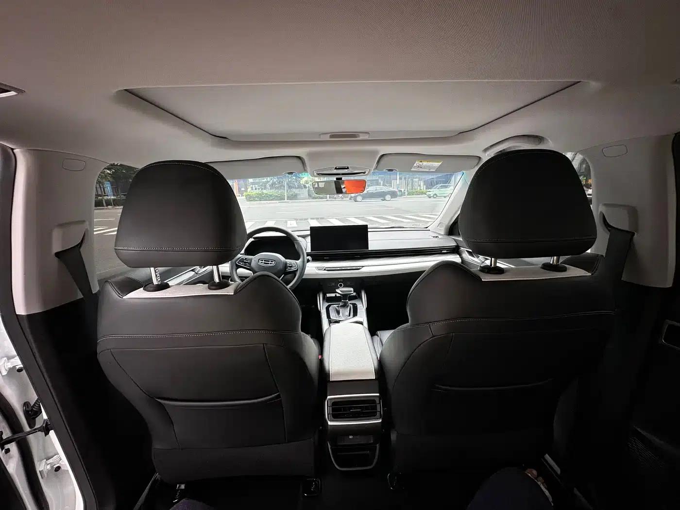 Geely Emgrand L 2022 1.4T CVT Flagship Edition — миниатюра 11