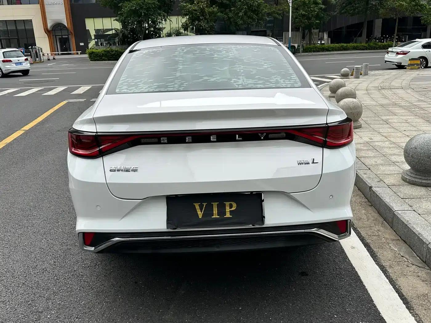 Geely Emgrand L 2022 1.4T CVT Flagship Edition — миниатюра 16