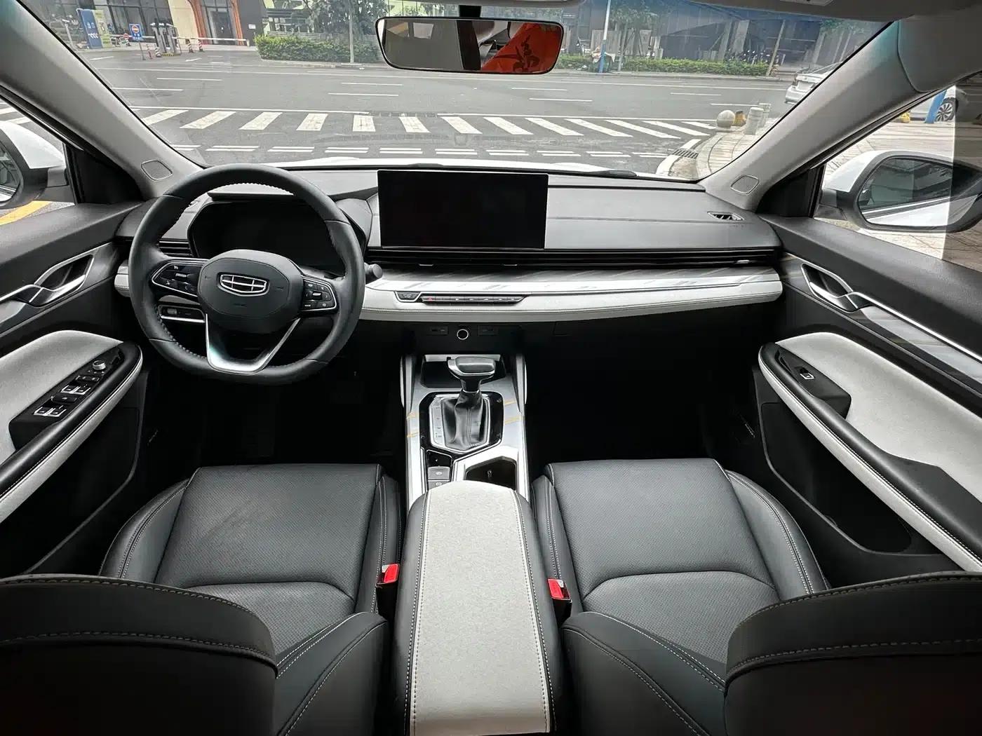 Geely Emgrand L 2022 1.4T CVT Flagship Edition — миниатюра 10