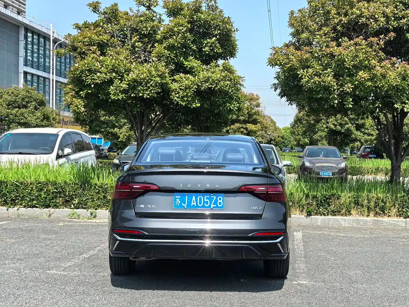 Jetta VA7 2025 1.4T Automatic First-Come, First-Served Edition — миниатюра 4
