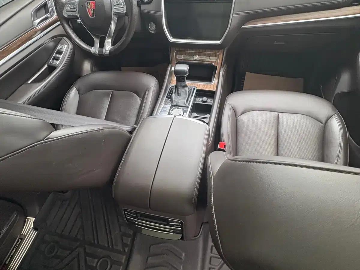 Roewe RX8 2018 30T AWD Flagship Edition — миниатюра 14