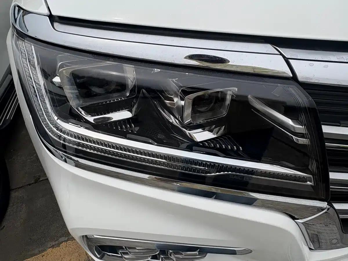 Roewe RX8 2018 30T AWD Flagship Edition — миниатюра 4