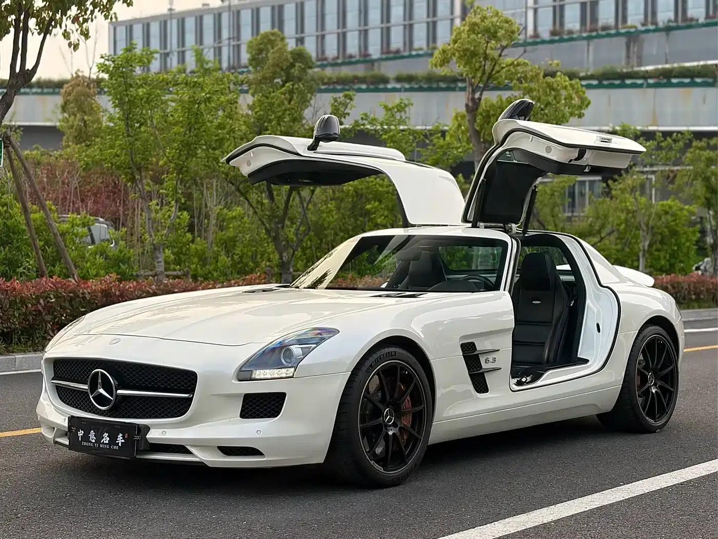 2011 Mercedes-Benz SLS AMG — миниатюра 1