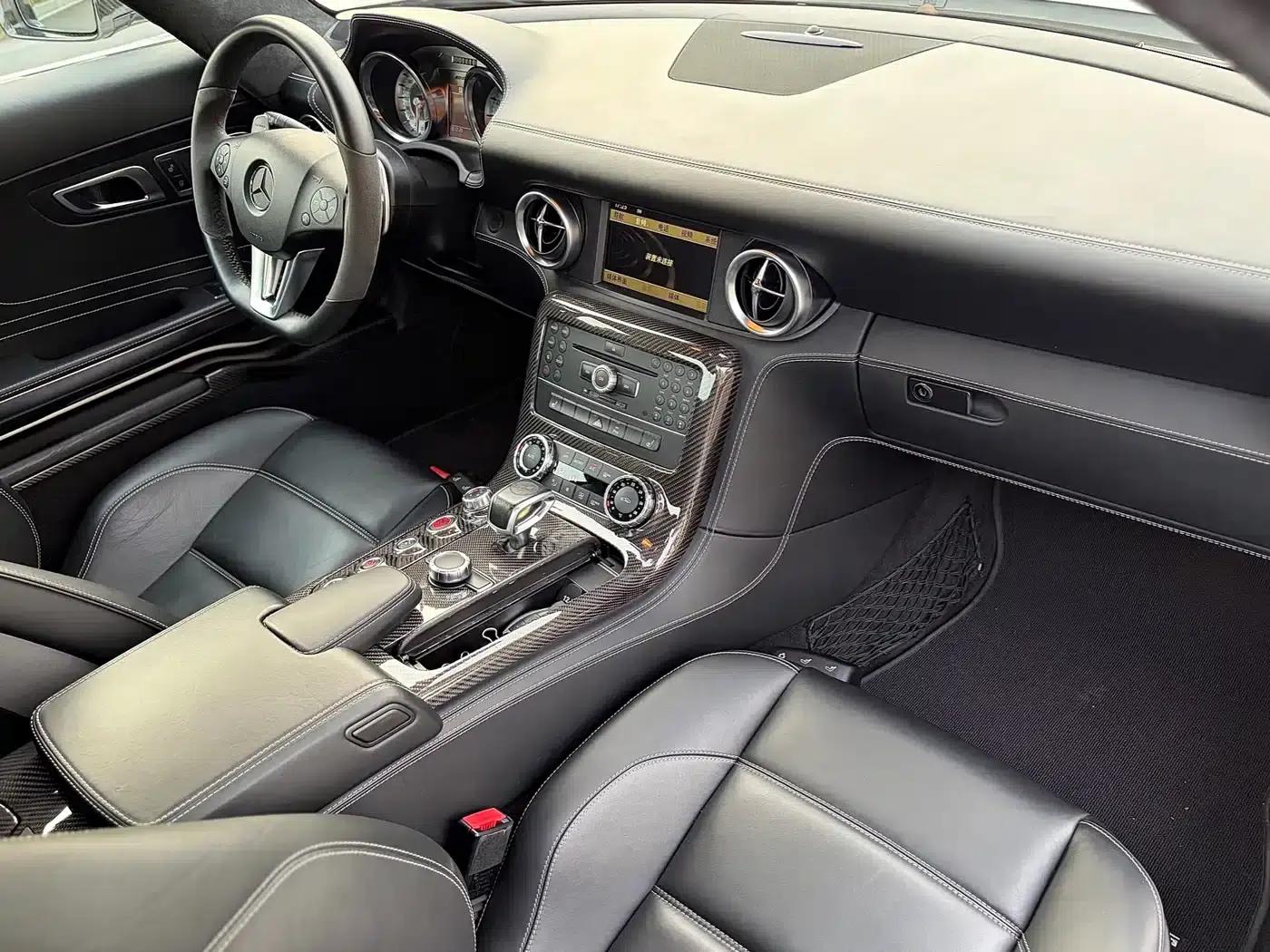 2011 Mercedes-Benz SLS AMG — миниатюра 14