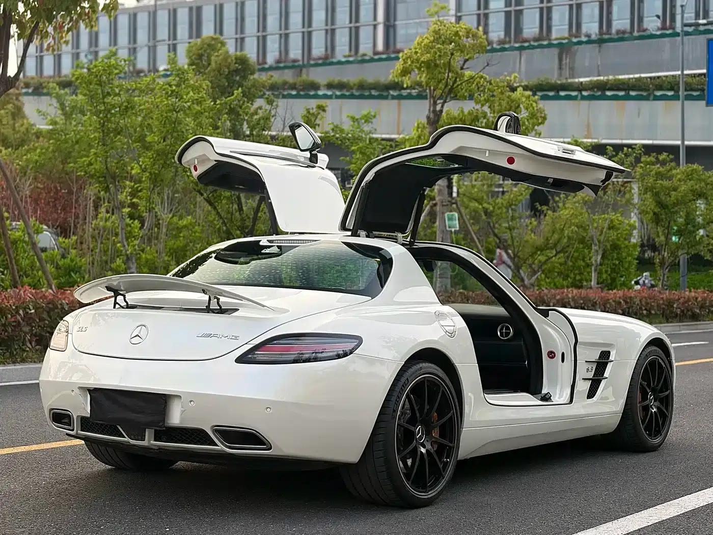2011 Mercedes-Benz SLS AMG — миниатюра 6