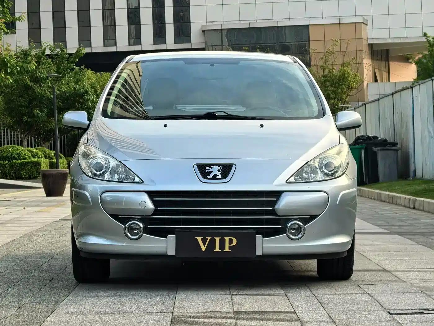 Peugeot 307 2010 Sedan 1.6L Automatic Luxury Edition — миниатюра 2