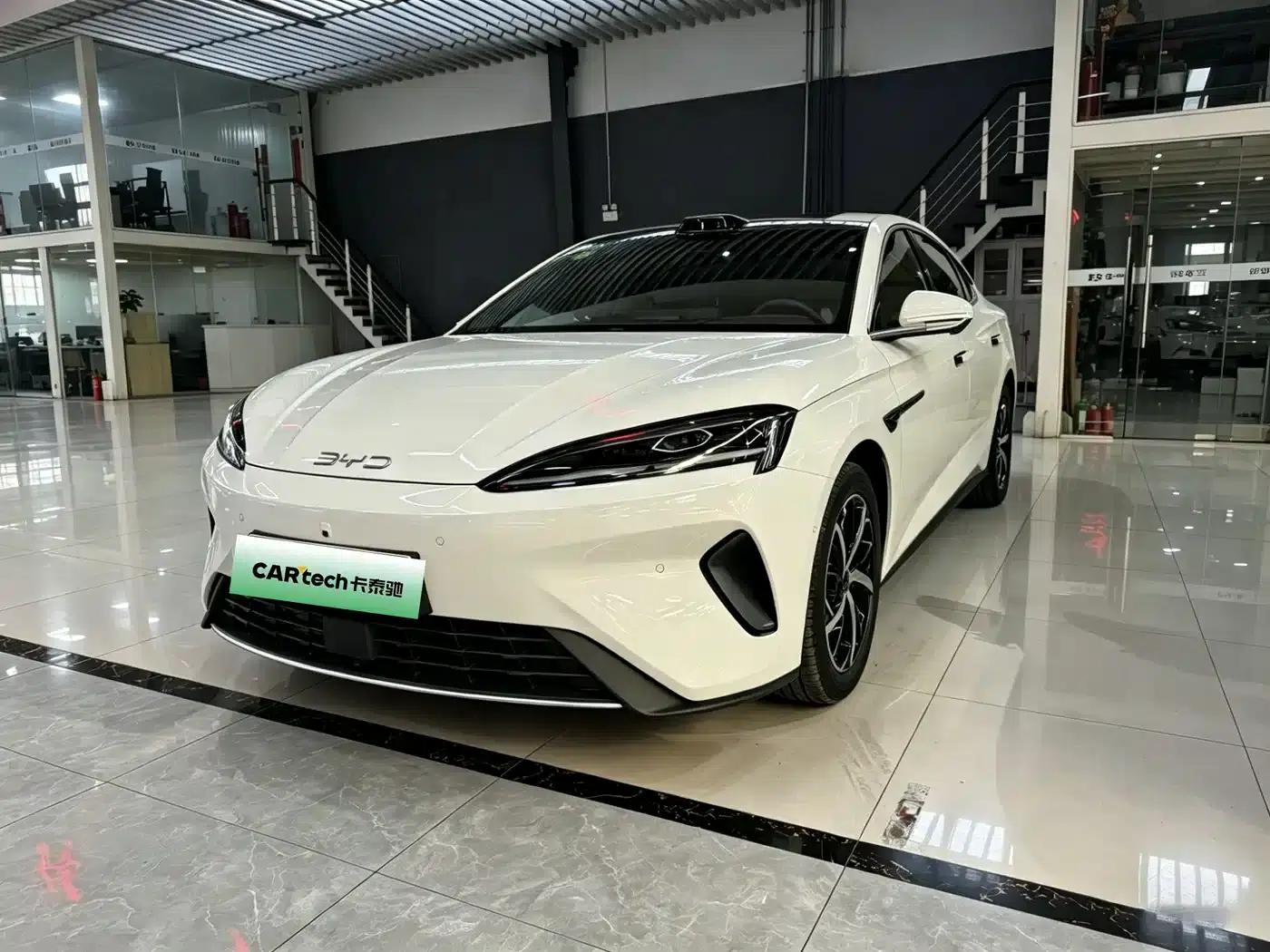 Seal 07 DM-i 2026 Model DM-i 1.5T 230km Flagship — миниатюра 1
