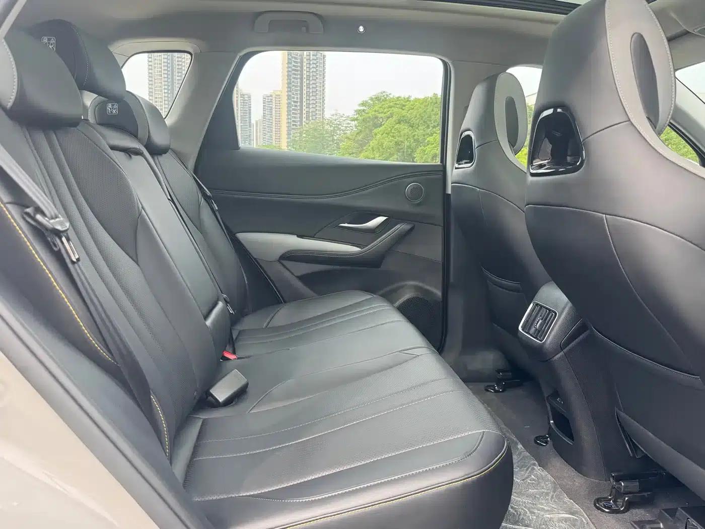 Hiace 05 DM-i 2025 DM-i Smart Driving Edition 115KM Deluxe Model — миниатюра 18