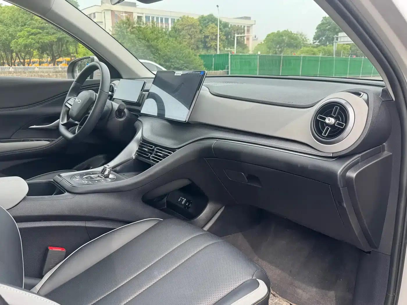 Hiace 05 DM-i 2025 DM-i Smart Driving Edition 115KM Deluxe Model — миниатюра 20