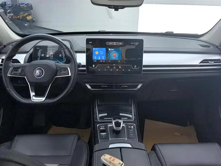 Qin Pro New Energy 2019 DM Super Edition 1.5TI Automatic Intelligent Connected Enjoyable Model (National VI Emission Standard) — миниатюра 12