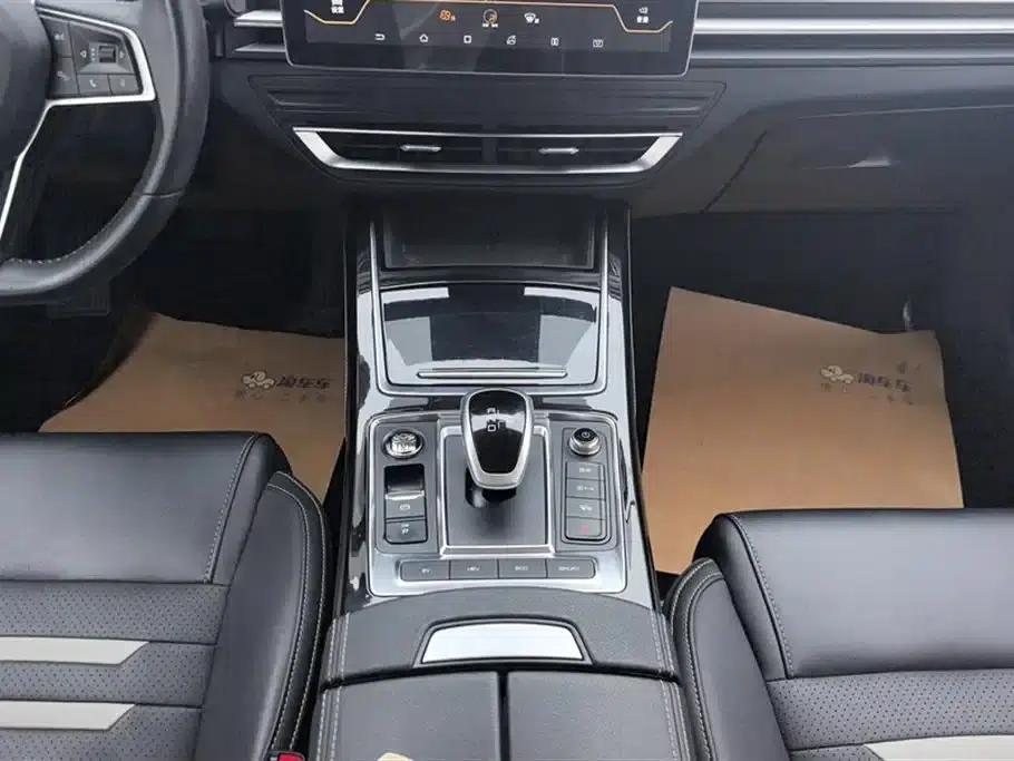 Qin Pro New Energy 2019 DM Super Edition 1.5TI Automatic Intelligent Connected Enjoyable Model (National VI Emission Standard) — миниатюра 16