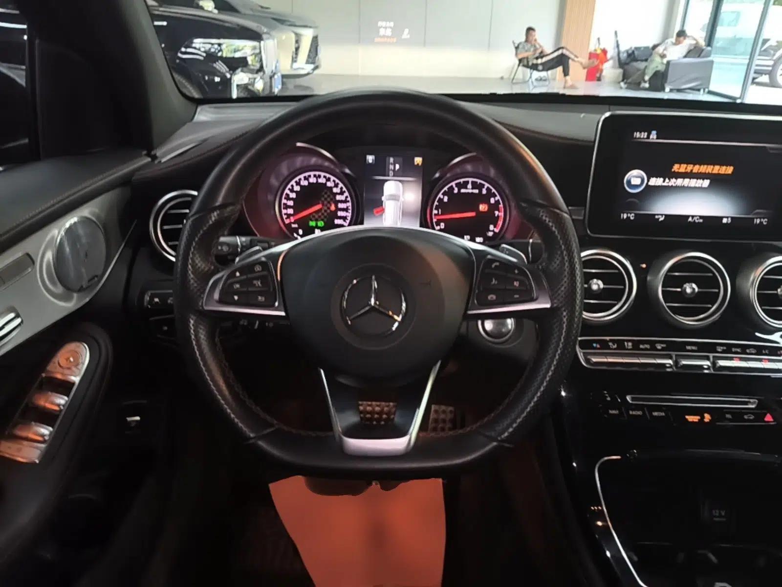 Mercedes-Benz GLC AMG 2017 AMG GLC 43 4MATIC — миниатюра 14