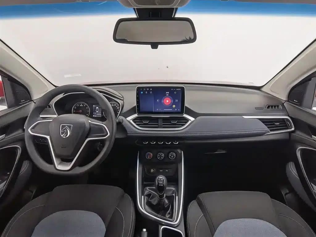 Baojun 530 2018 1.5T Manual Comfort Model (National V Emission Standard) — миниатюра 5