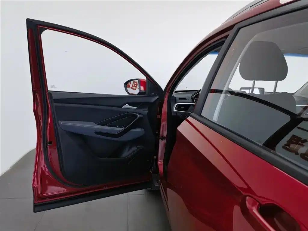 Baojun 530 2018 1.5T Manual Comfort Model (National V Emission Standard) — миниатюра 8