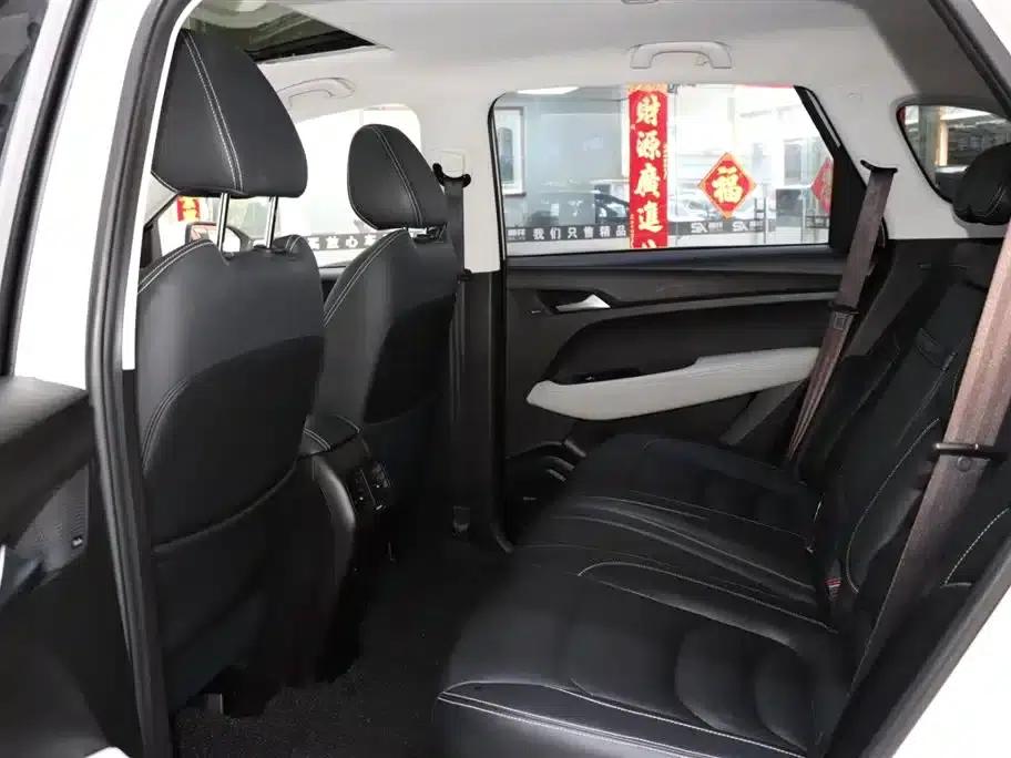 Baojun 530 2018 1.8L Automatic Deluxe Edition (National V Emission Standard) — миниатюра 11