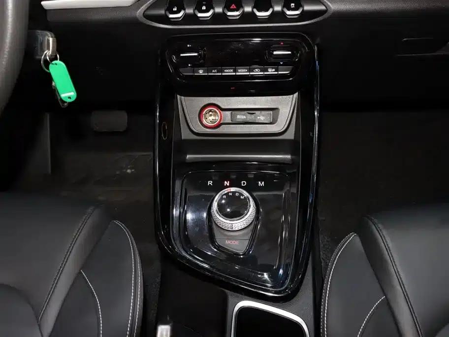 Baojun 530 2018 1.8L Automatic Deluxe Edition (National V Emission Standard) — миниатюра 15