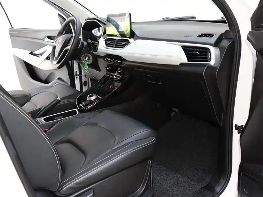 Baojun 530 2018 1.8L Automatic Deluxe Edition (National V Emission Standard) — миниатюра 8