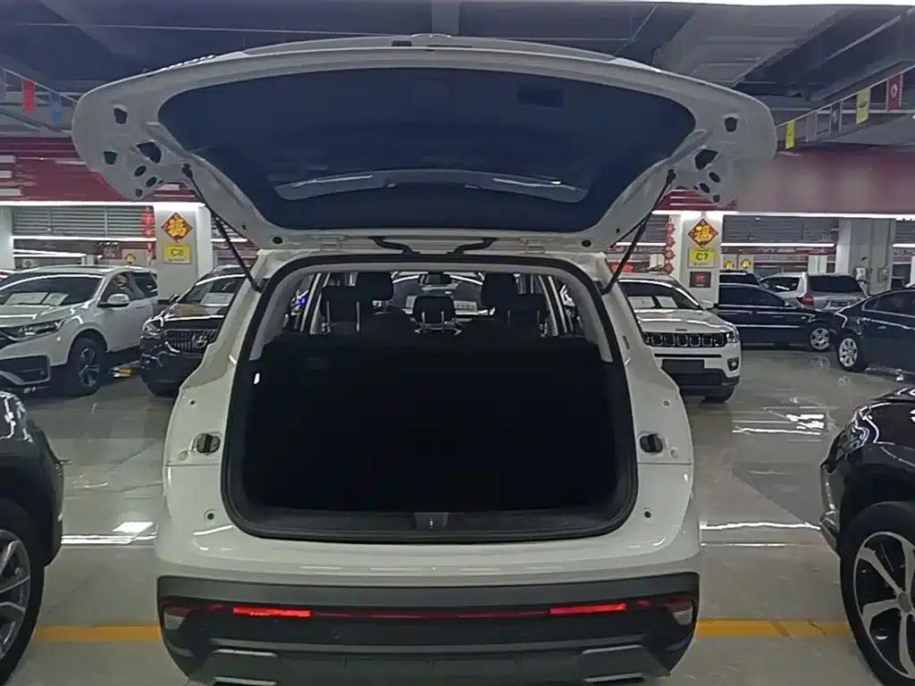 Baojun 530 2018 1.8L Automatic Elite (National V Emission Standard) — миниатюра 19