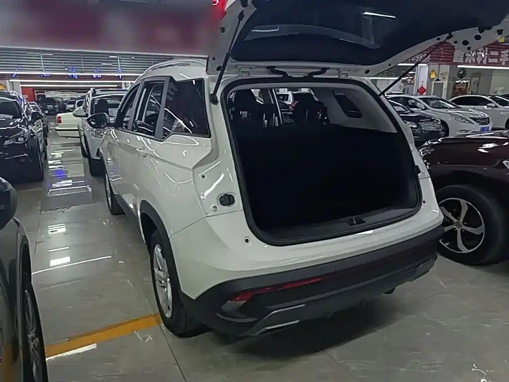 Baojun 530 2018 1.8L Automatic Elite (National V Emission Standard) — миниатюра 5