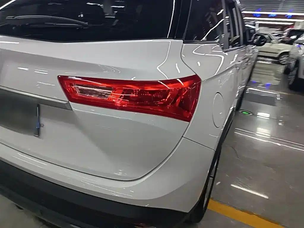 Baojun 530 2018 1.8L Automatic Elite (National V Emission Standard) — миниатюра 8