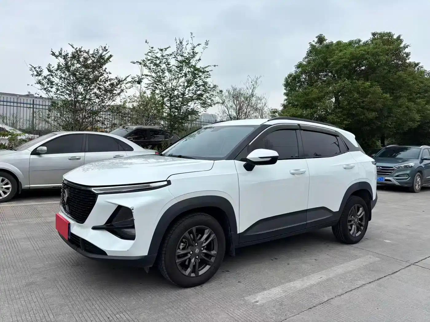 Baojun RS-3 2020 1.5L Manual Intelligent Elite Edition — миниатюра 3