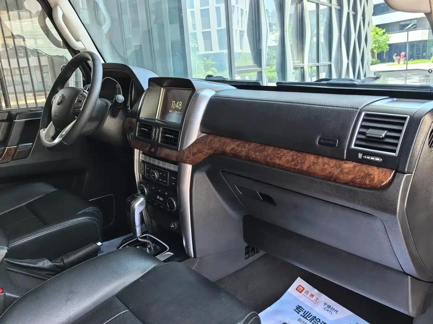 Beijing BJ80 2016 2.3T Automatic Premium Edition — миниатюра 21