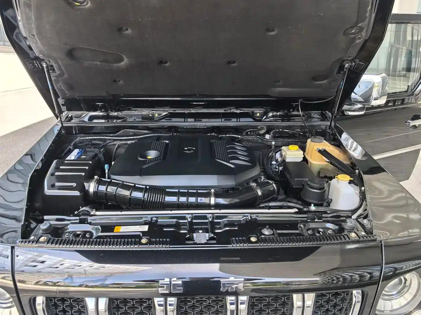 Beijing BJ80 2016 2.3T Automatic Premium Edition — миниатюра 28