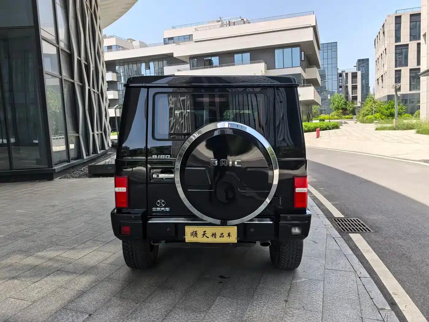 Beijing BJ80 2016 2.3T Automatic Premium Edition — миниатюра 6