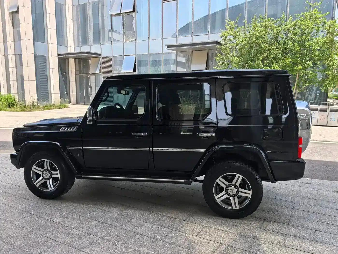 Beijing BJ80 2016 2.3T Automatic Premium Edition — миниатюра 8