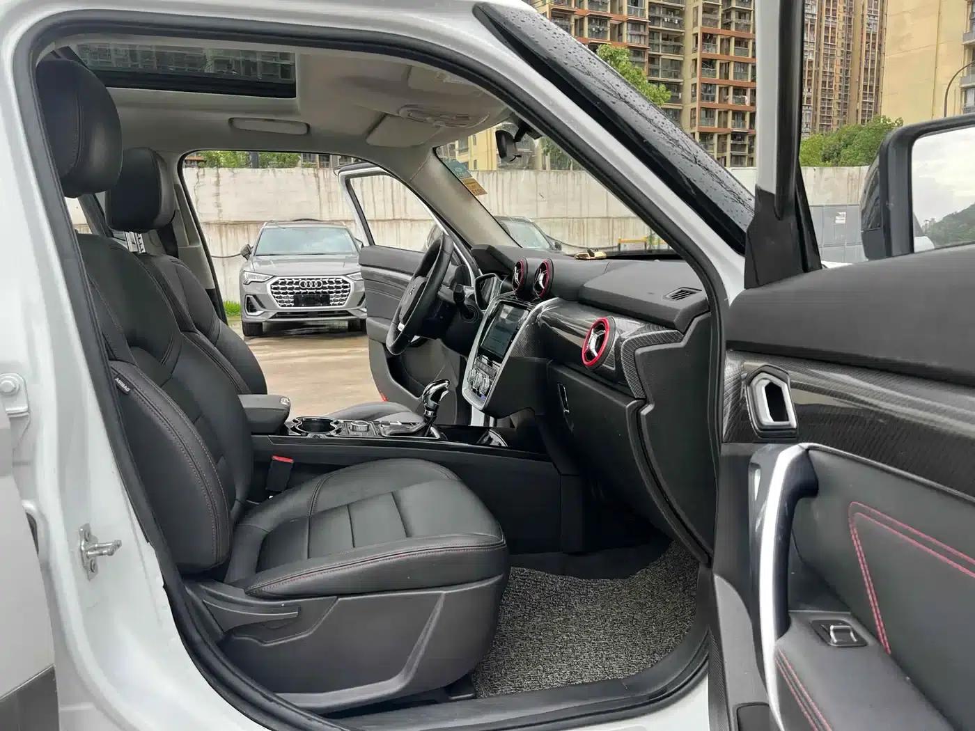 Beijing BJ20 2018 1.5T CVT Luxury Edition — миниатюра 12