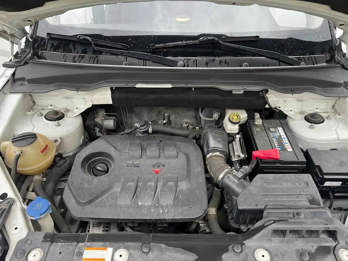 Beijing BJ20 2018 1.5T CVT Luxury Edition — миниатюра 18