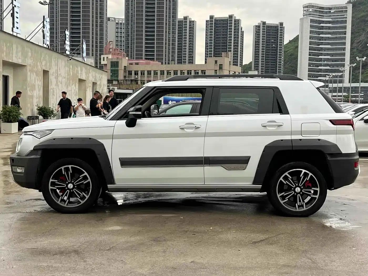 Beijing BJ20 2018 1.5T CVT Luxury Edition — миниатюра 8