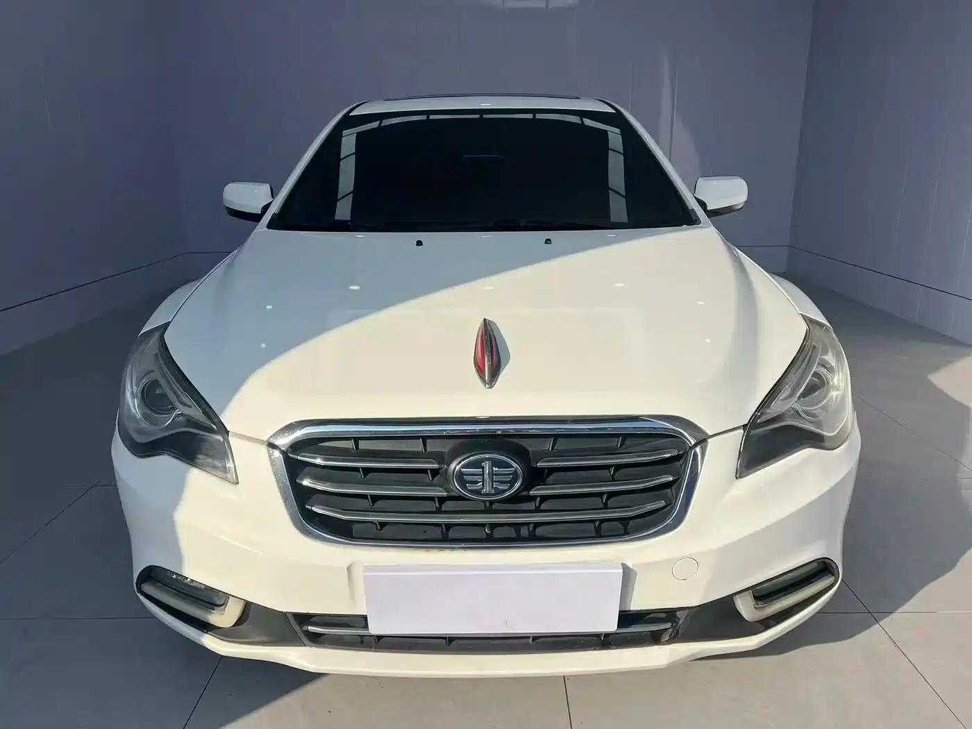 Besturn B50 2013 1.6L Manual Premium Edition — миниатюра 2