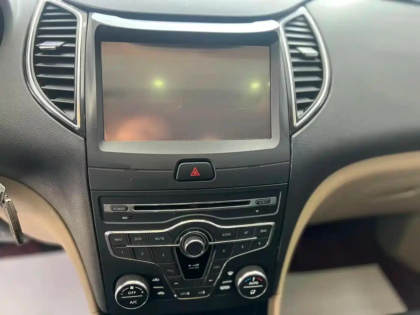 Besturn B50 2013 1.6L Manual Premium Edition — миниатюра 15