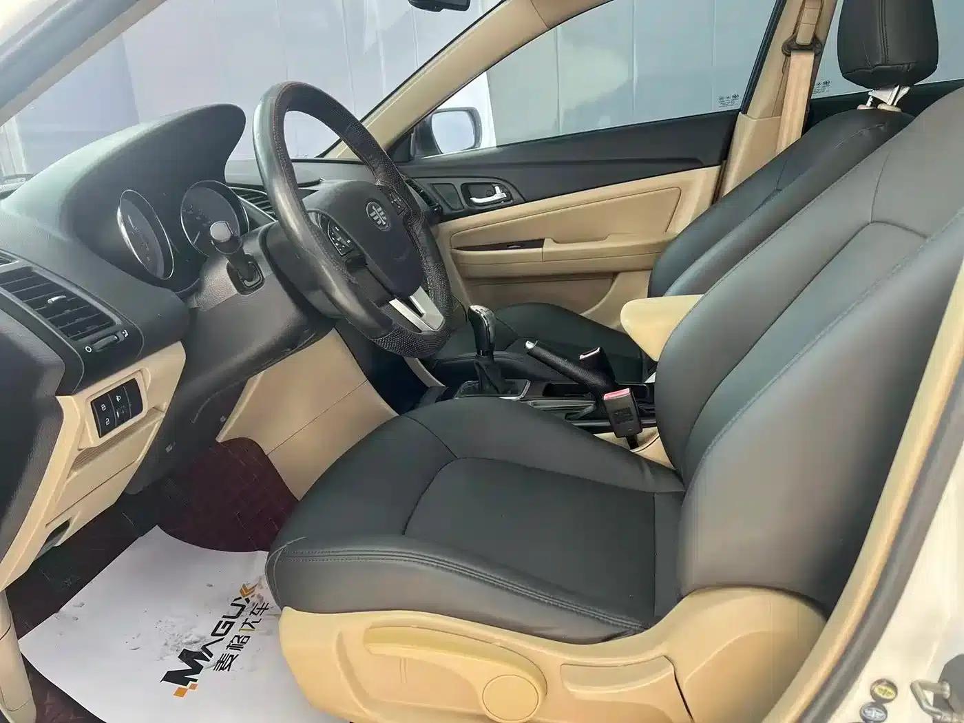 Besturn B50 2013 1.6L Manual Premium Edition — миниатюра 7