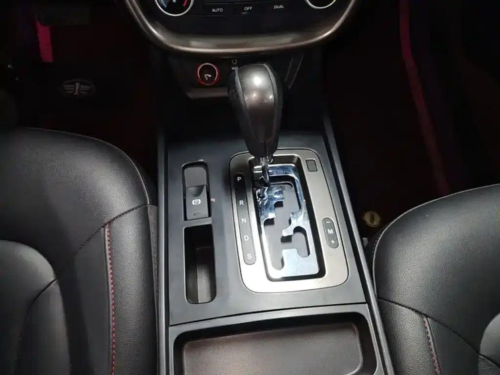 Besturn X80 2016 2.0L Automatic Luxury Edition — миниатюра 14