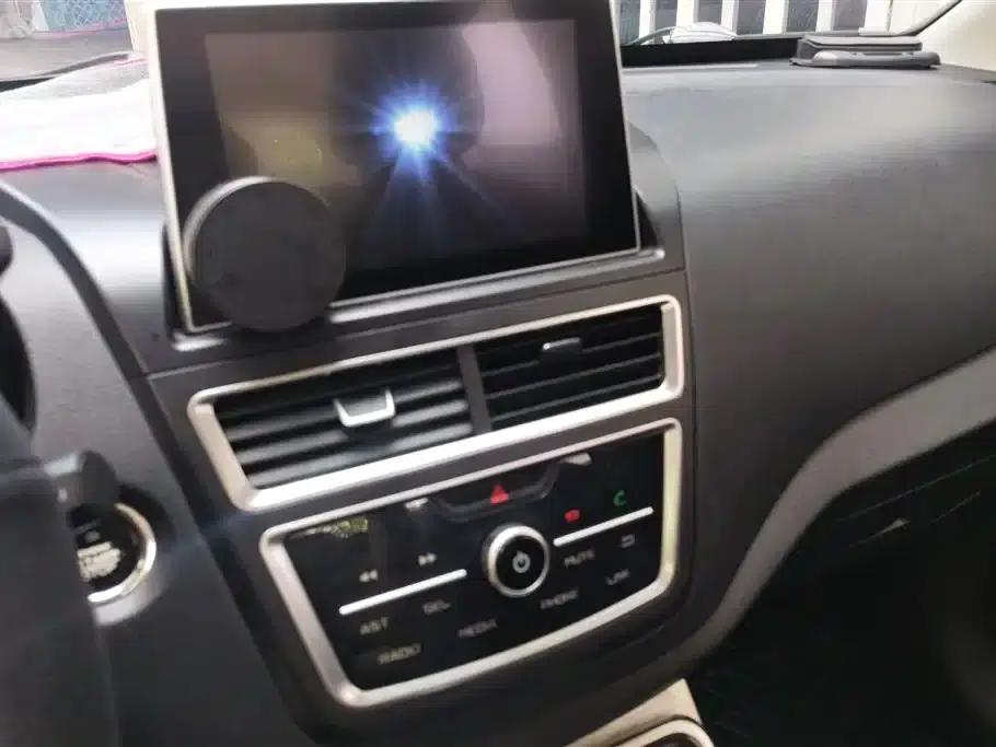 Bestune X40 2019 1.6L Manual Deluxe Edition (China VI Emission Standard) — миниатюра 13