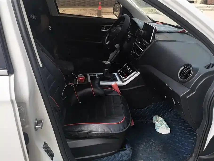 Bestune X40 2019 1.6L Manual Deluxe Edition (China VI Emission Standard) — миниатюра 8