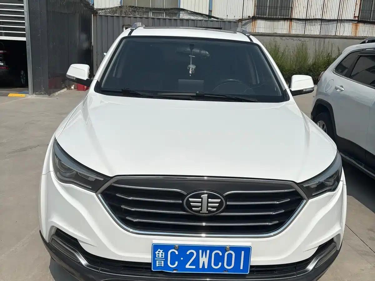 Besturn X40 2017 1.6L Automatic Luxury Edition — миниатюра 1