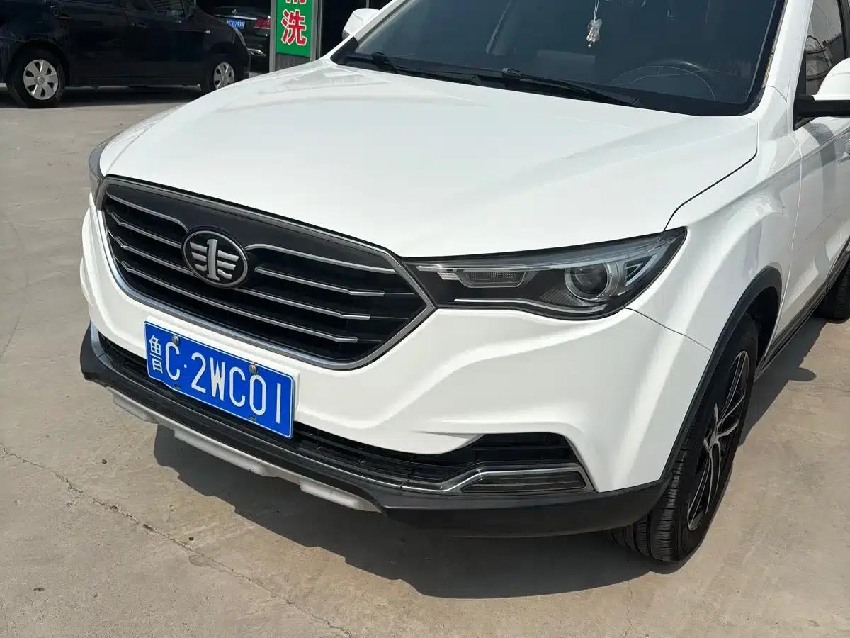 Besturn X40 2017 1.6L Automatic Luxury Edition — миниатюра 3