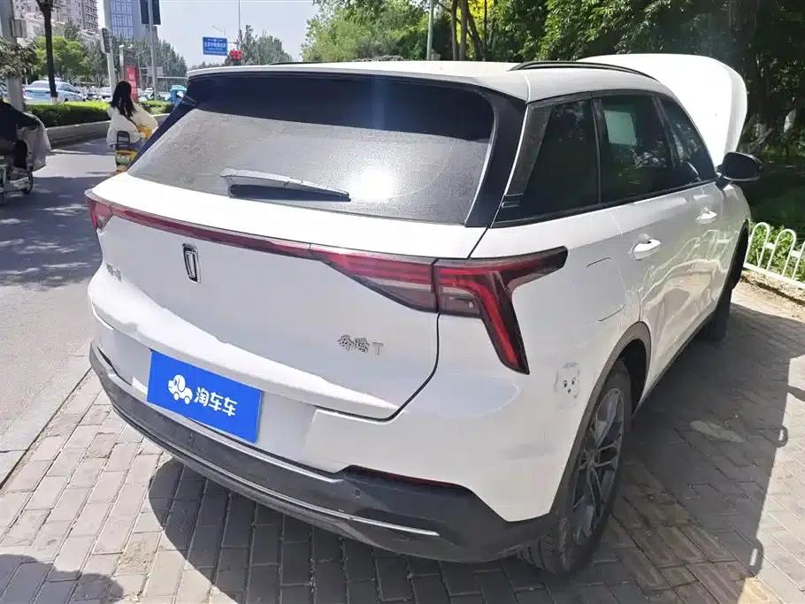 Bestune T55 2023 1.5T Automatic Leap Forward Edition — миниатюра 3
