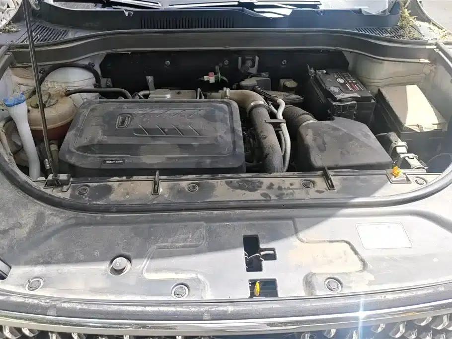Bestune T55 2023 1.5T Automatic Leap Forward Edition — миниатюра 10
