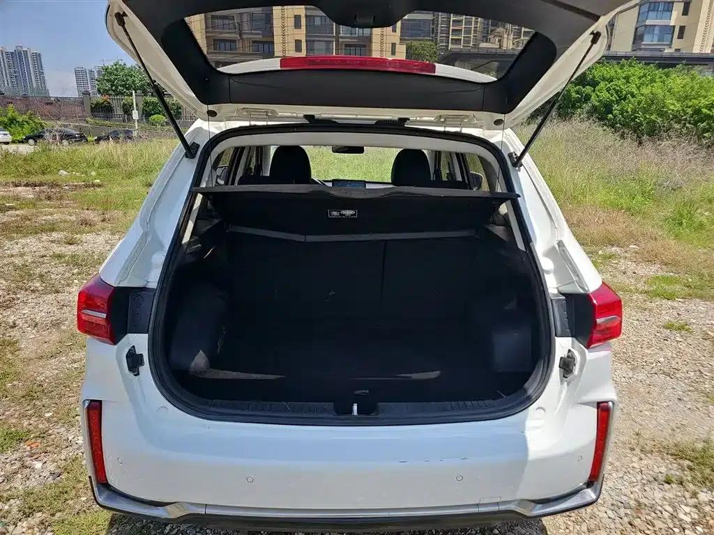 Bestune T33 2019 1.6L Automatic Connected Smart Edition (National V Emission Standard) — миниатюра 10