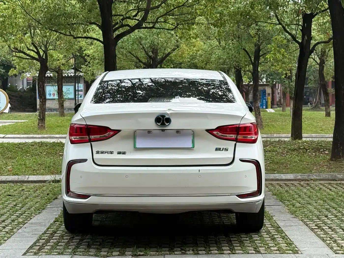 Beijing EU5 2019 R500 Smart Wind Edition — миниатюра 11