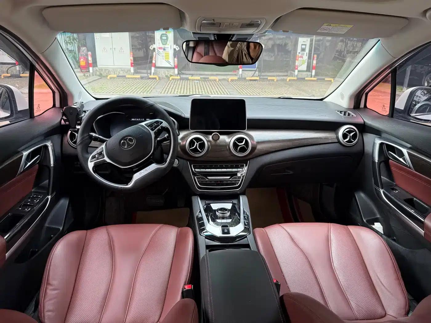 Beijing EU5 2019 R500 Smart Wind Edition — миниатюра 8