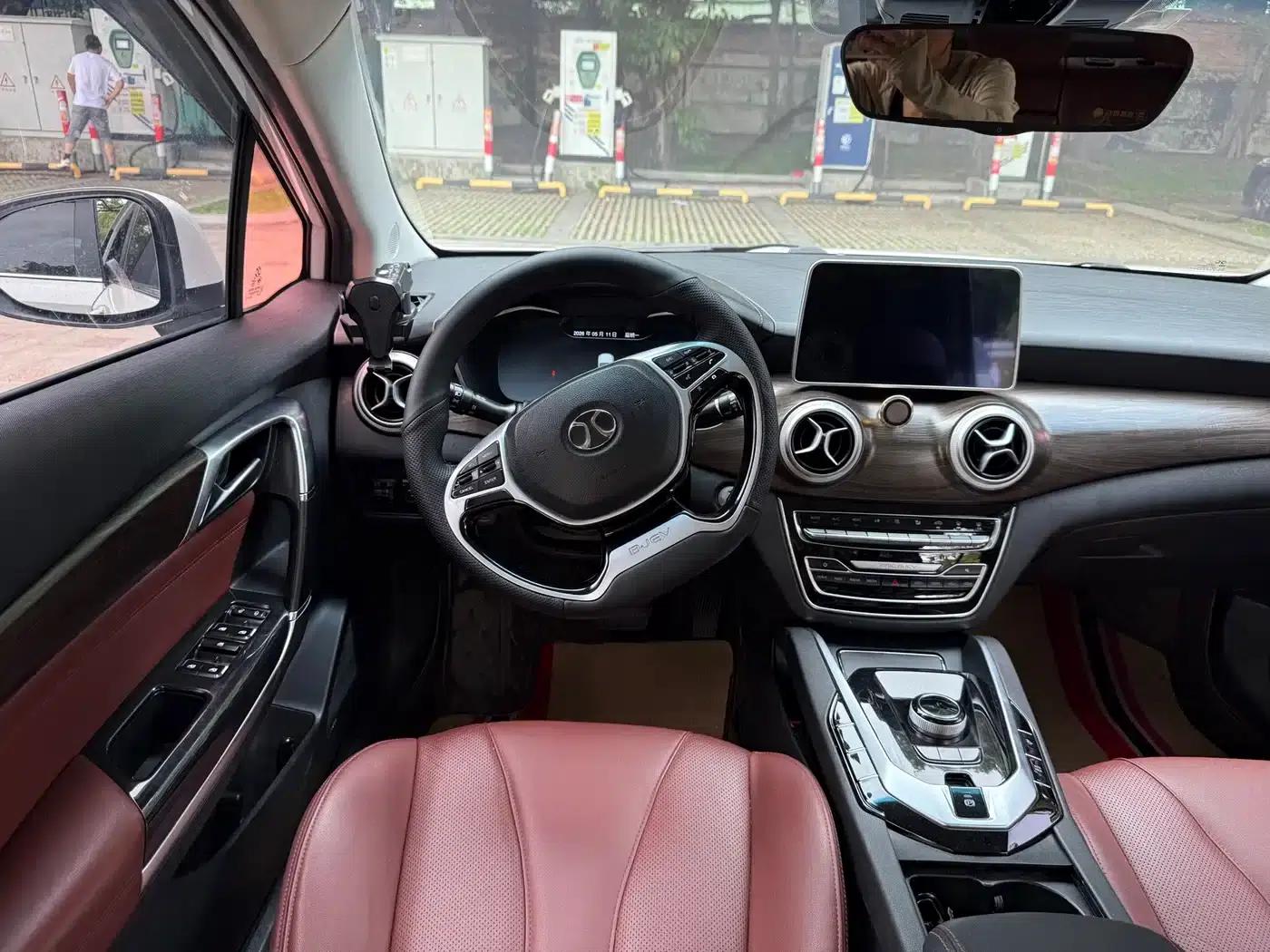 Beijing EU5 2019 R500 Smart Wind Edition — миниатюра 9