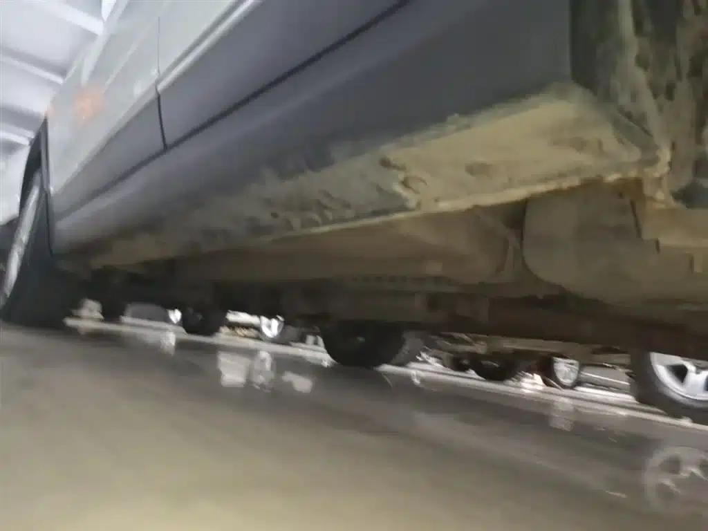 Beijing X3 2019 1.5T Manual Glory Edition — миниатюра 22