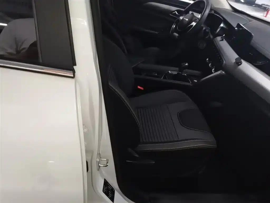 Beijing X3 2019 1.5T Manual Glory Edition — миниатюра 25