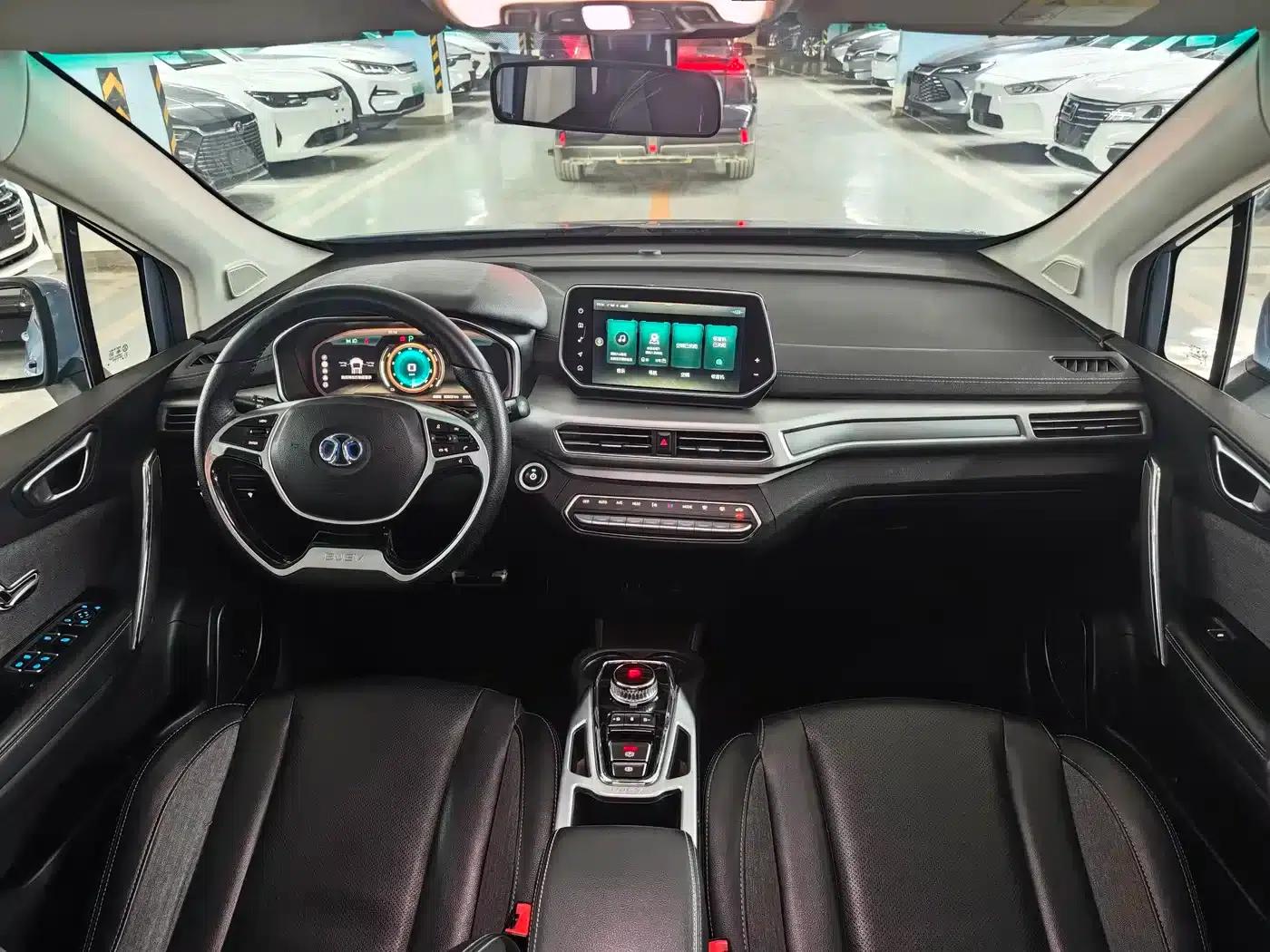 Beijing EX3 2019 R600 Sporty Edition — миниатюра 12